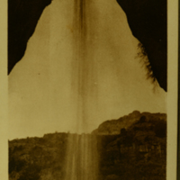 Le Cascode de Courmes. Vue prise de l' interieur de la Voute